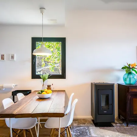 Nyaraló Casa Pausada Canas Y Barro *