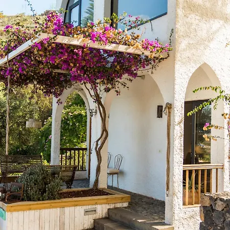 Casa Pausada Canas Y Barro